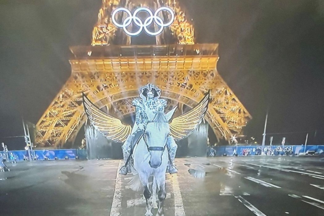 Eylül Esintisi - Paris Günahın Babili'dir