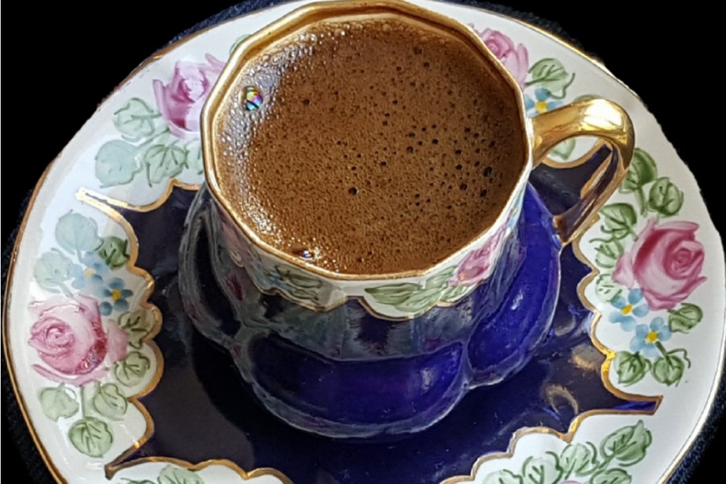 Eylül Esintisi - Geleneksel Türk Kahvesi